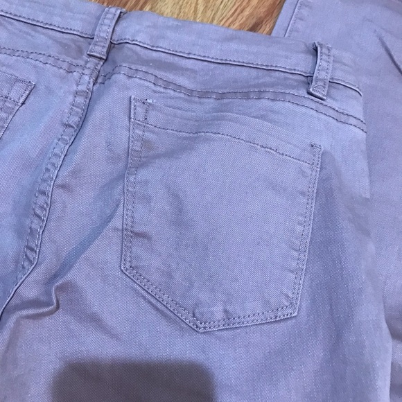 COPY - 🌷BLANK NYC Jeans - Picture 6 of 9